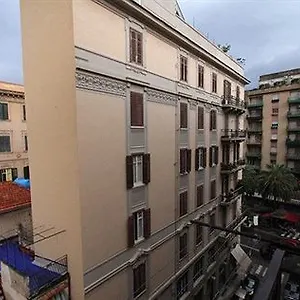 hotel-concordia-palermo-90133.sicilyhotelsitaly.net/